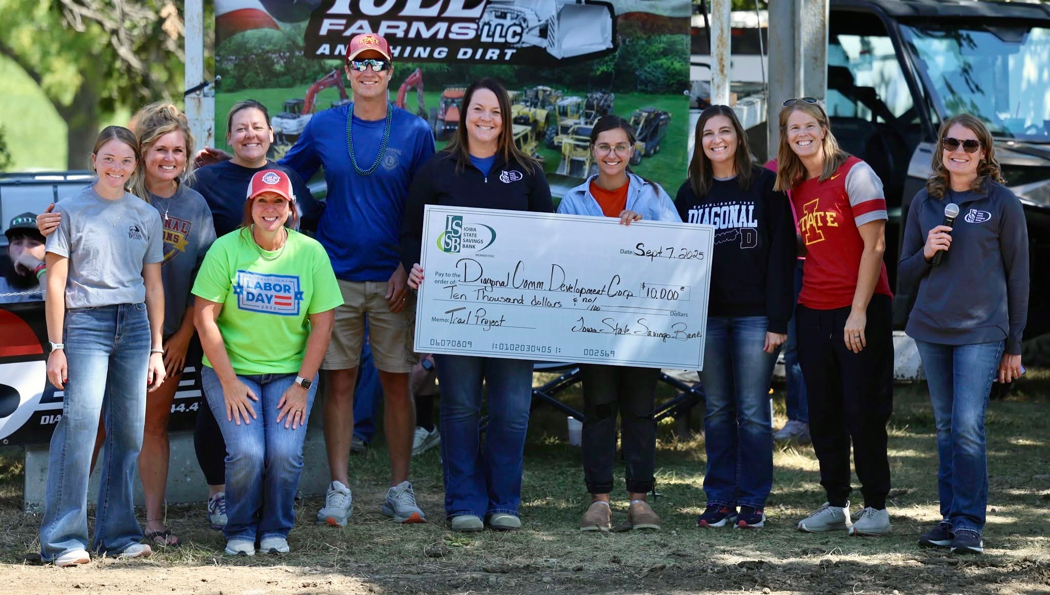 Iowa State Savings Bank presents $20,000 to Diagonal Community Development Corporation